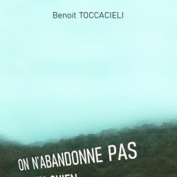 On n'abandonne pas un chien sur l'autoroute