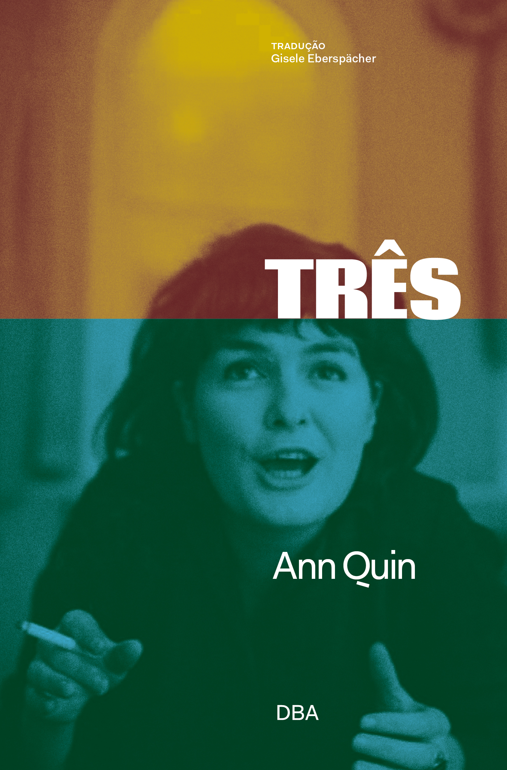 Três
