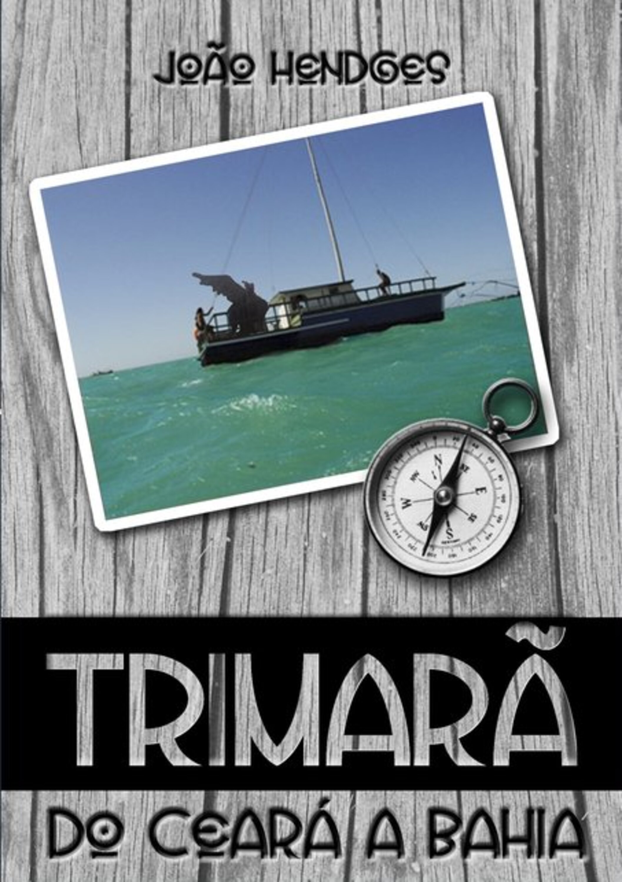 Trimarã