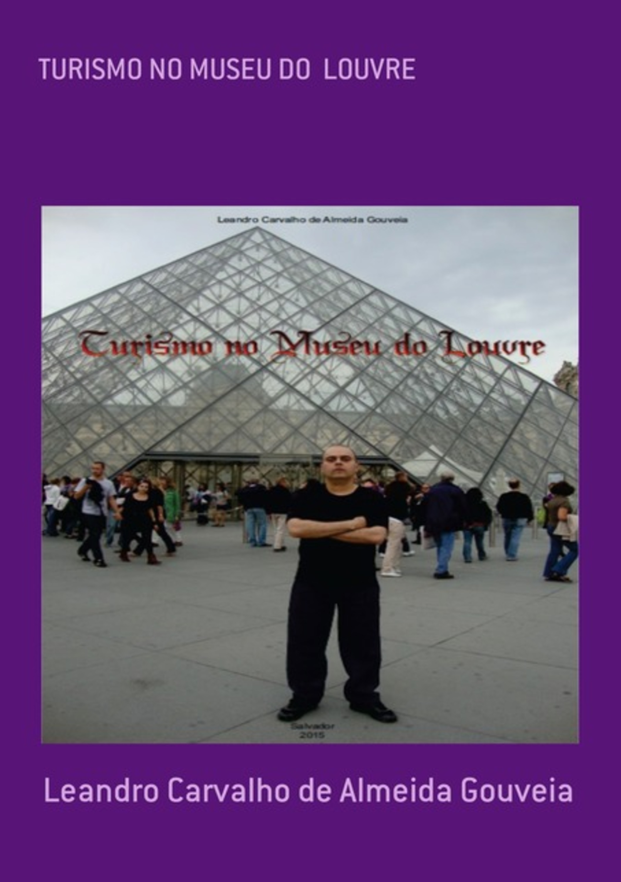 Turismo No Museu Do Louvre